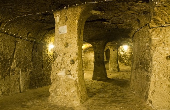 Derinkuyu: ancient multilevel underground city