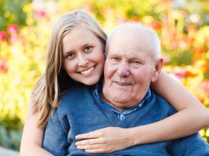 8 Natural Ways to Manage Parkinson’s Disease