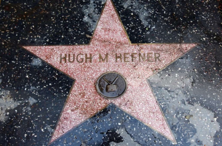 Hugh Hefner: The Story of Life (27 pics)